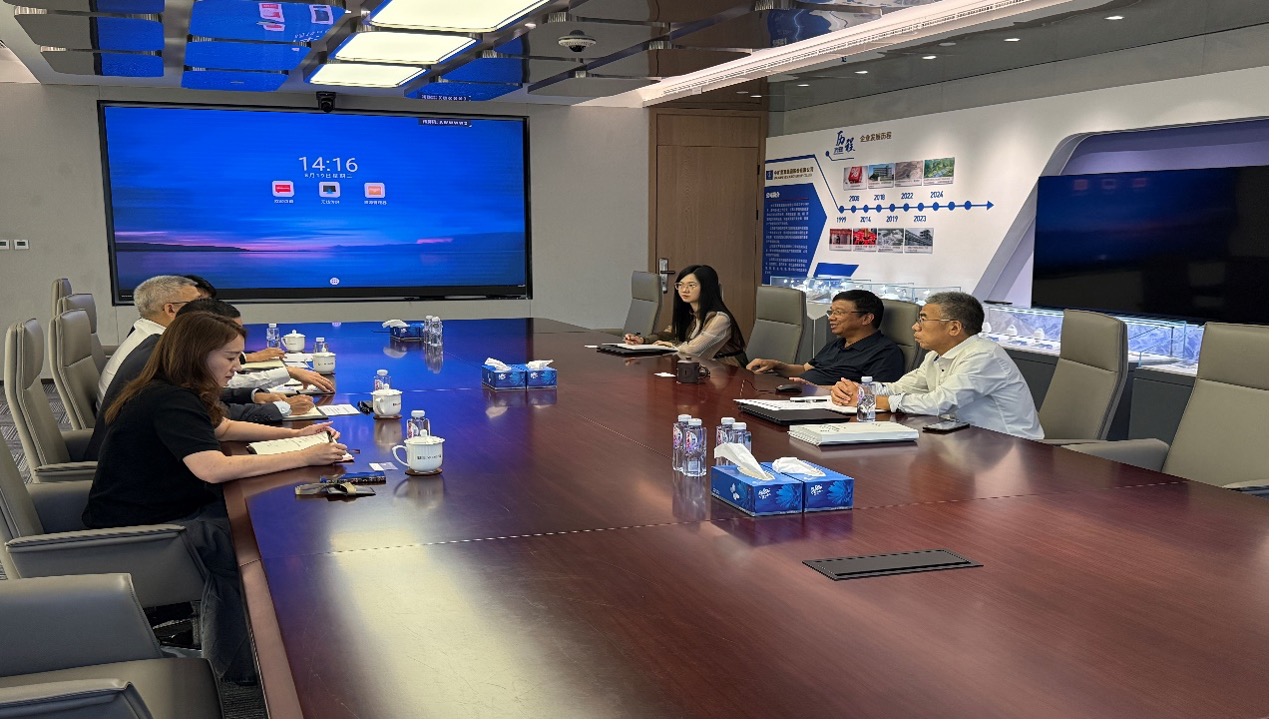 中非发展基金副总裁余焯锐一行到访太阳集团tyc资源总部